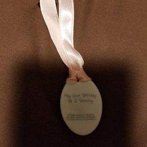 Lot of 6 Precious Moments Figurines/boxes